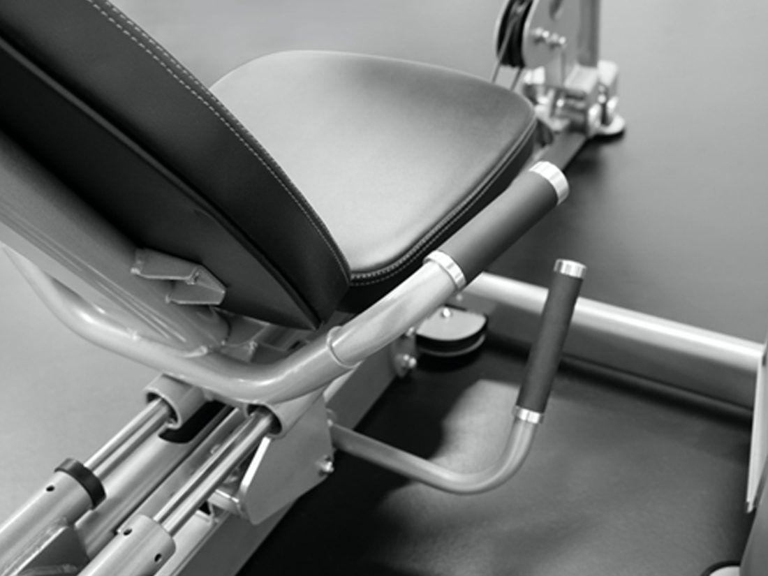 Seat-back proximity adjustment lever is conveniently located on the right side, near handlebar