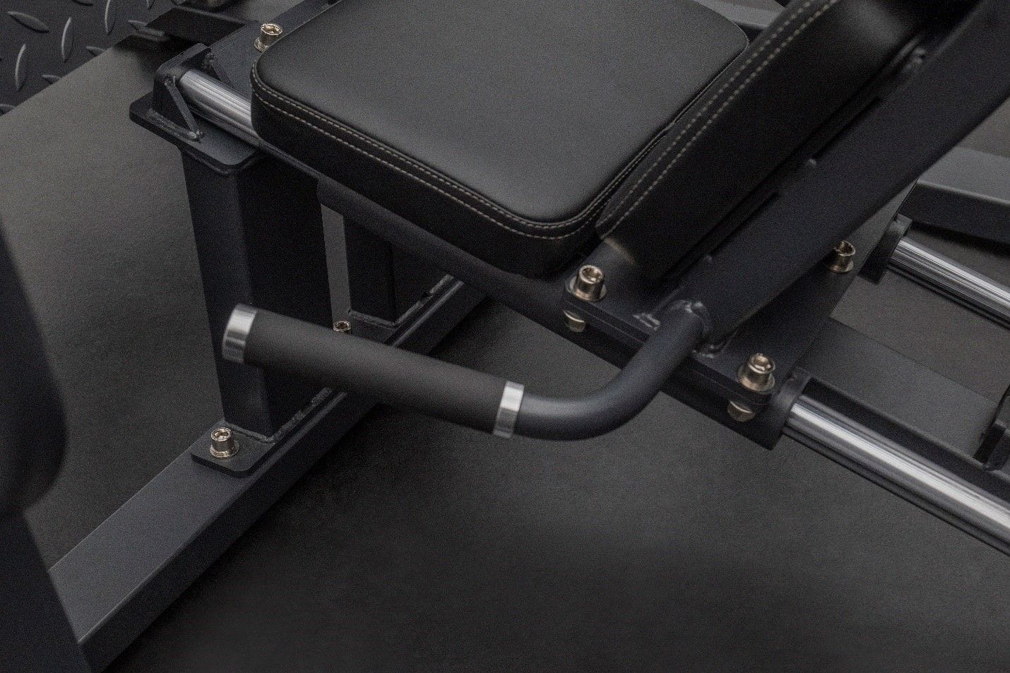 Isolateral Horizontal Swing Leg Press FL1809 - Subfeature Image