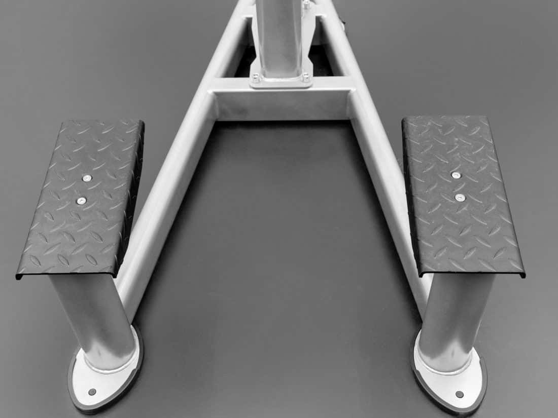 CF2107 Vertical Knee Raise-5